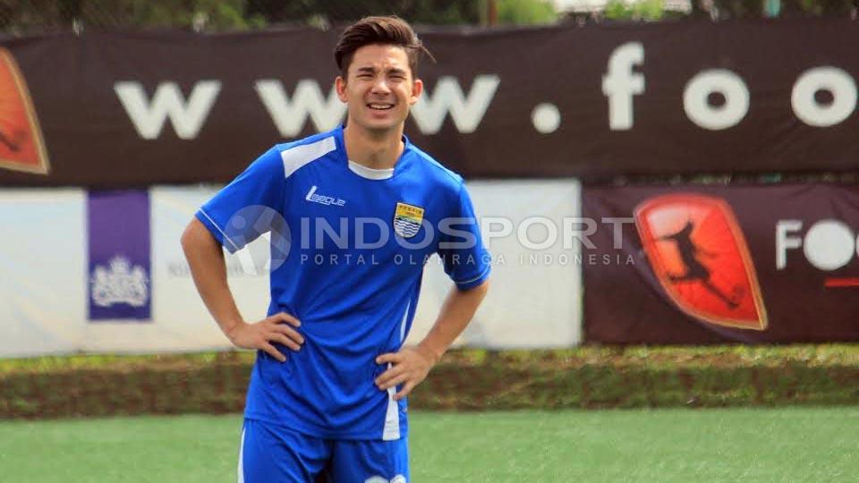 Kim Jeffrey Kurniawan Persib Bandung bisa menaklukkan Madura United di pekan 22 TSC. - INDOSPORT